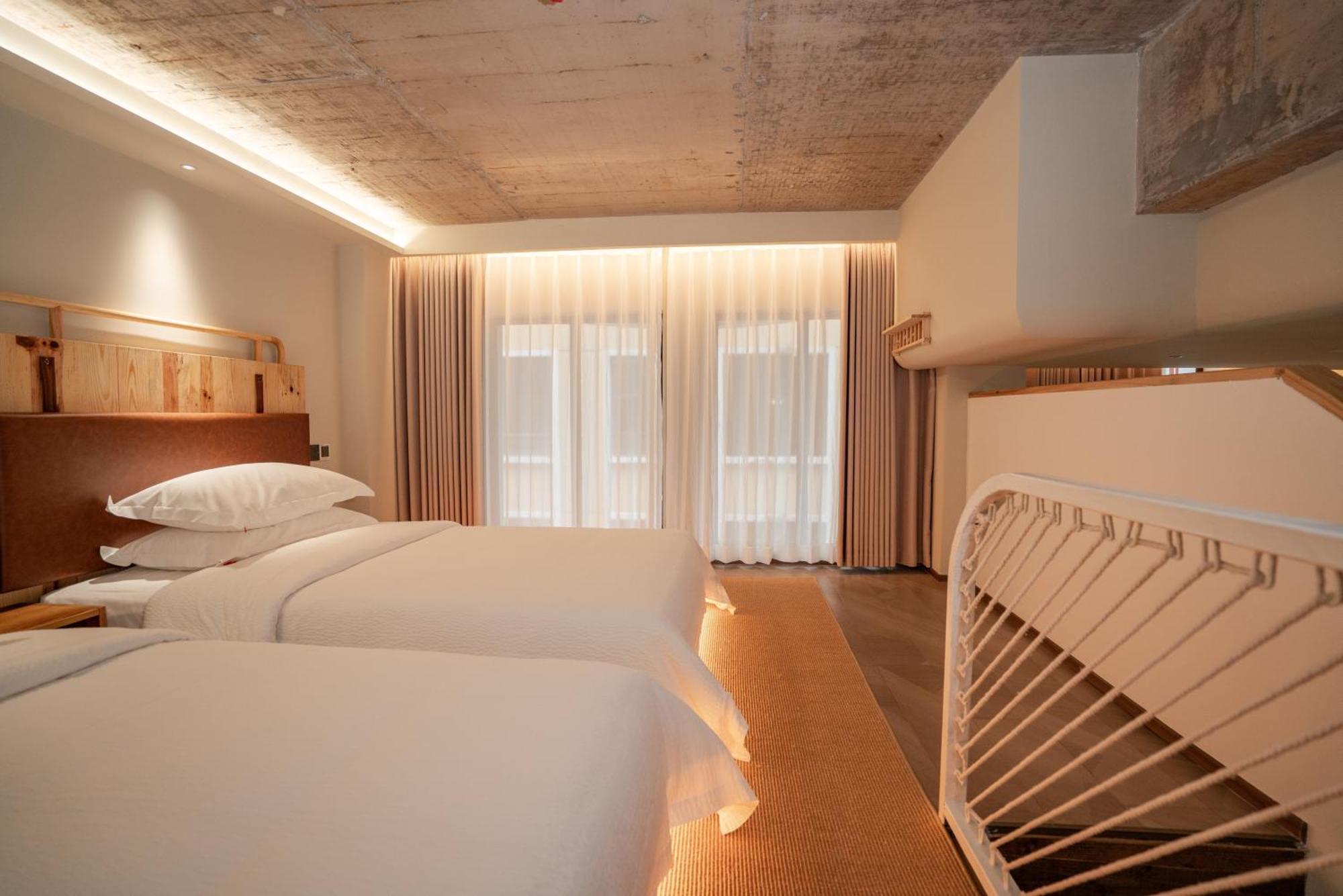 Patio Spring Holiday Inn -- Free Round Trip Pick-Up Service --Panoramic View Of Tianmen Mount Zhangjiajie Kamer foto