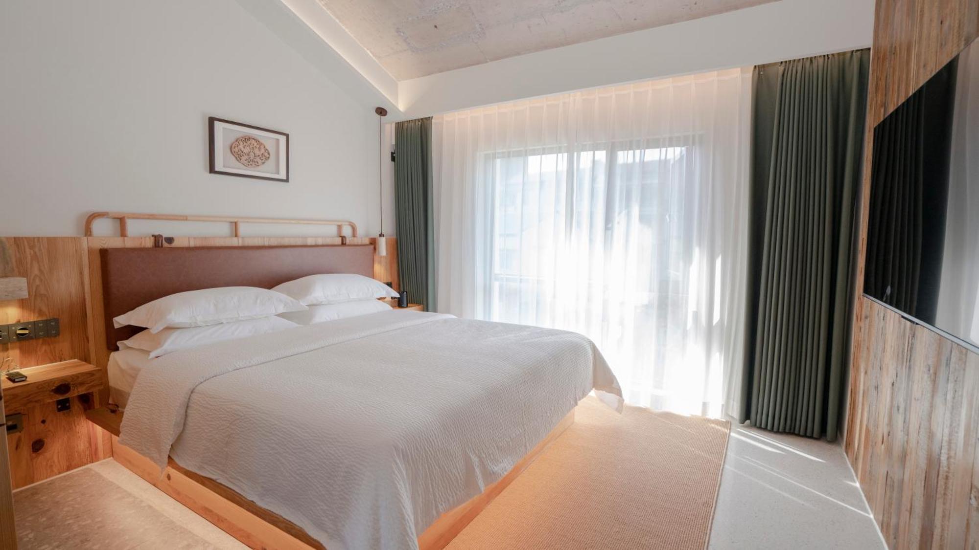 Patio Spring Holiday Inn -- Free Round Trip Pick-Up Service --Panoramic View Of Tianmen Mount Zhangjiajie Buitenkant foto
