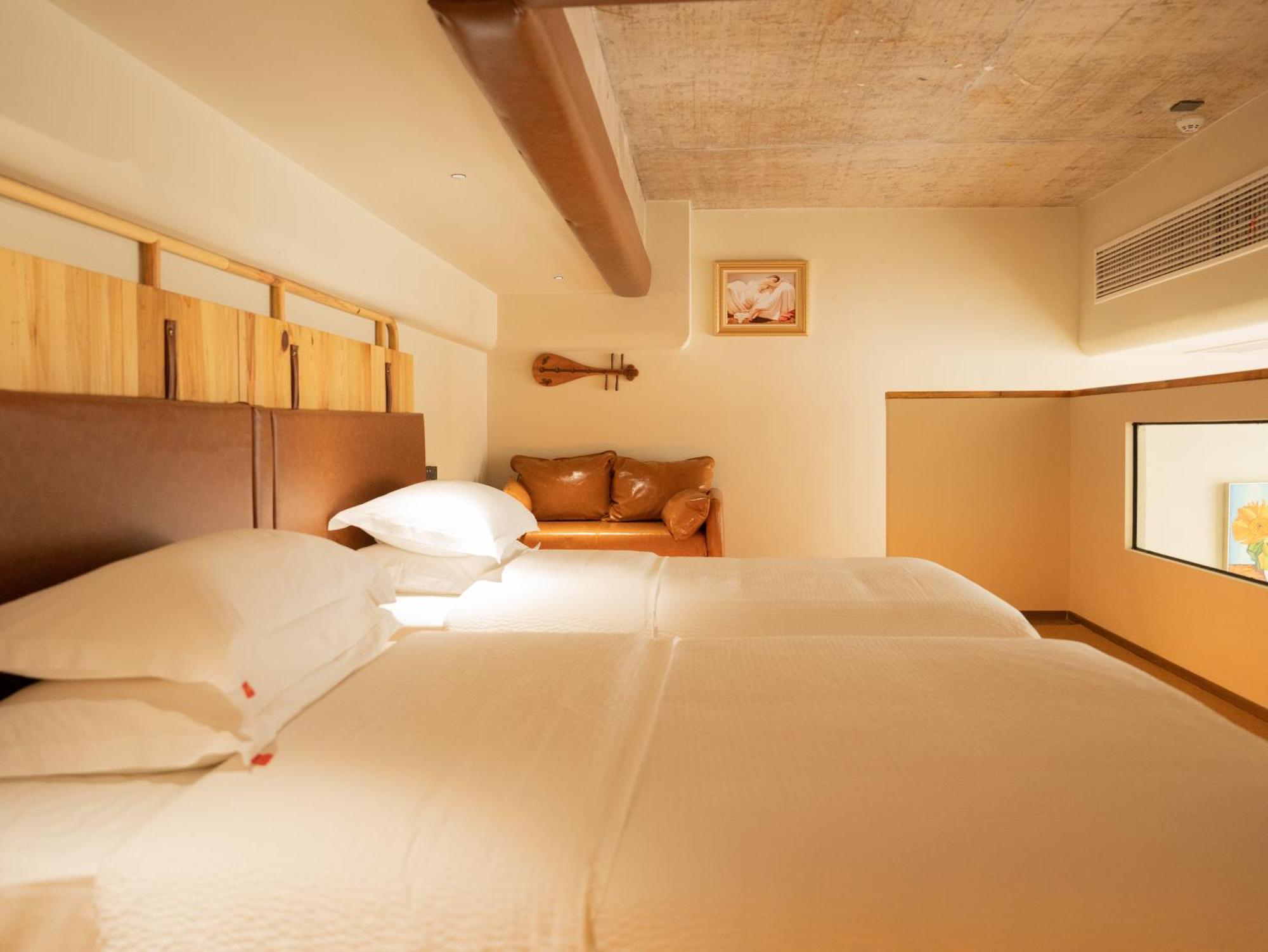 Patio Spring Holiday Inn -- Free Round Trip Pick-Up Service --Panoramic View Of Tianmen Mount Zhangjiajie Buitenkant foto