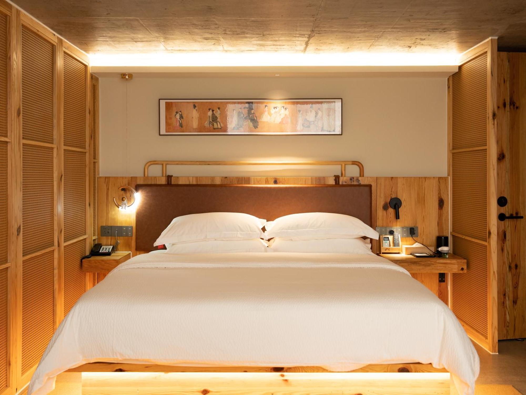 Patio Spring Holiday Inn -- Free Round Trip Pick-Up Service --Panoramic View Of Tianmen Mount Zhangjiajie Buitenkant foto