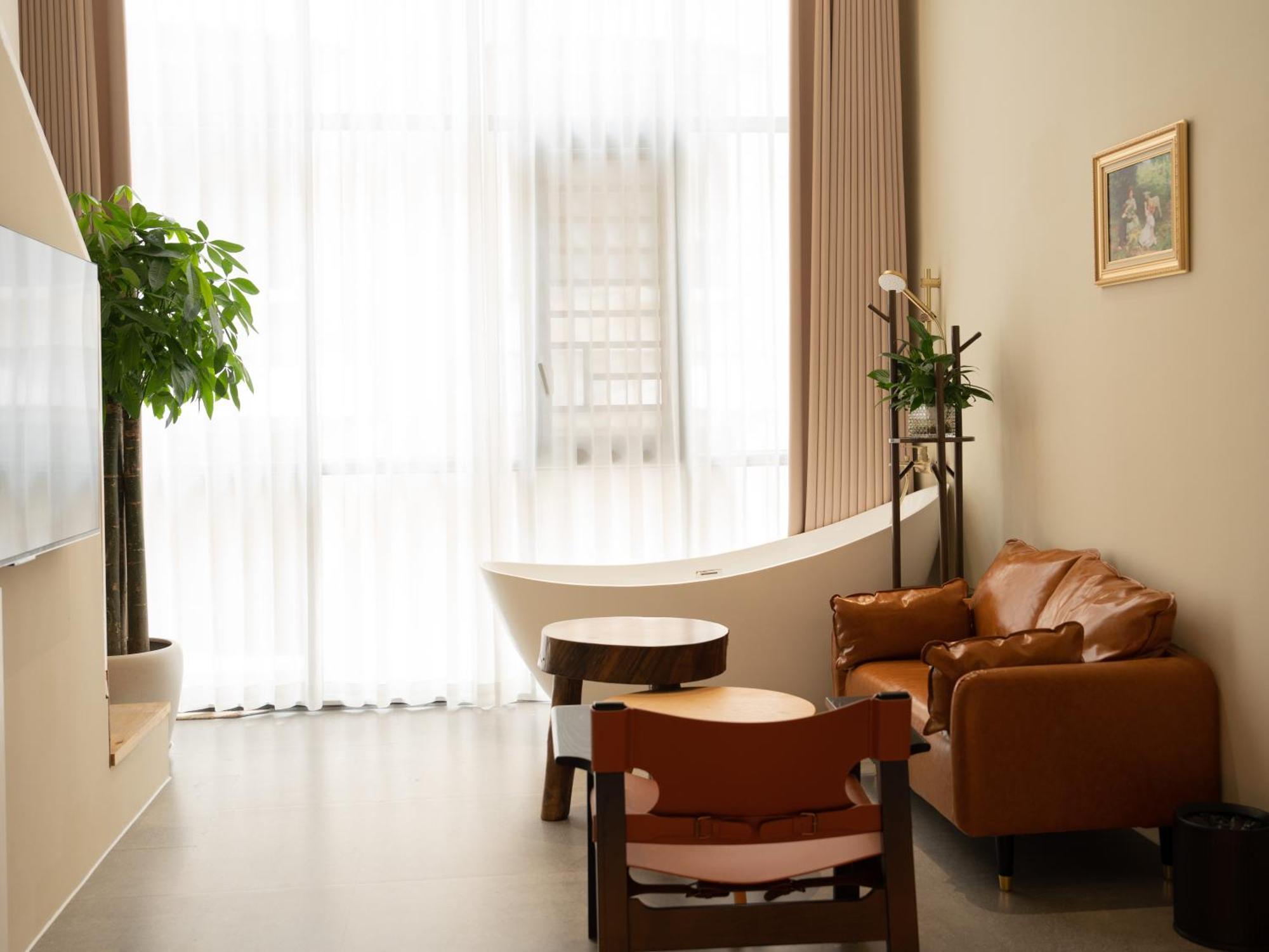 Patio Spring Holiday Inn -- Free Round Trip Pick-Up Service --Panoramic View Of Tianmen Mount Zhangjiajie Buitenkant foto