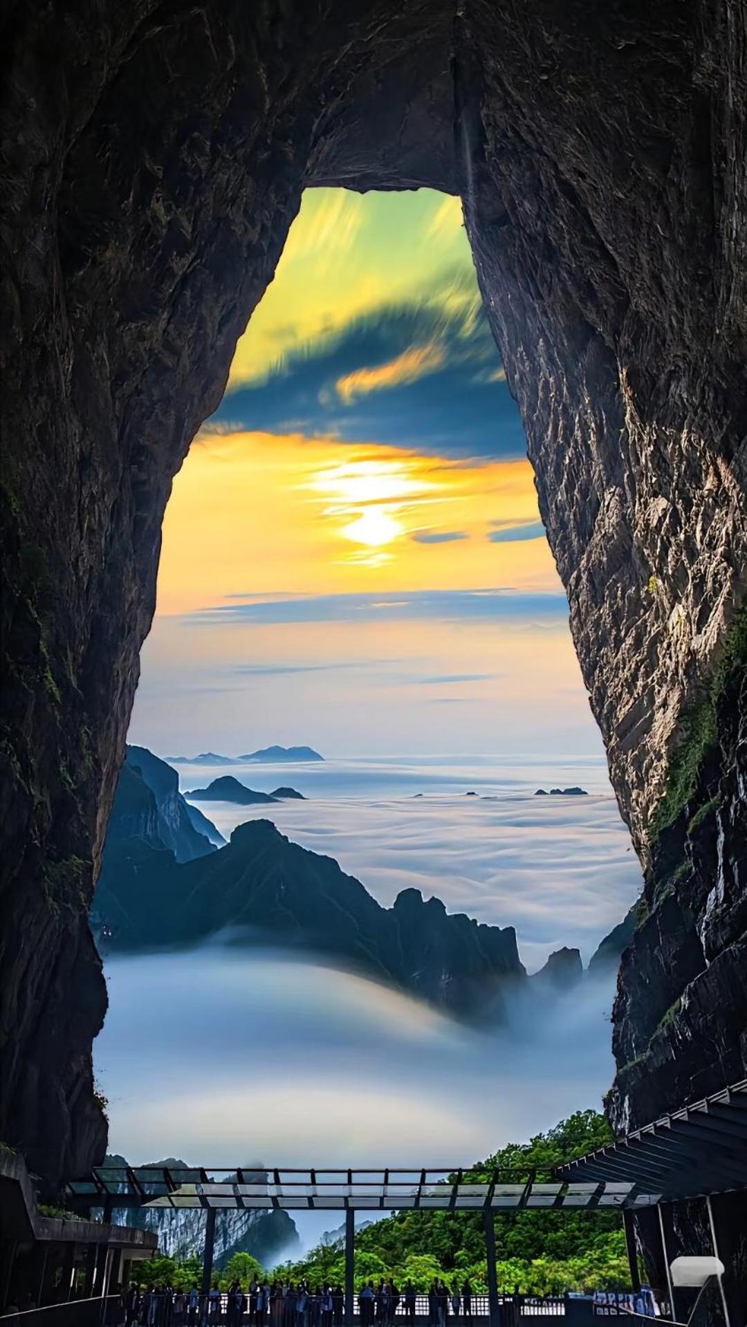 Patio Spring Holiday Inn -- Free Round Trip Pick-Up Service --Panoramic View Of Tianmen Mount Zhangjiajie Buitenkant foto